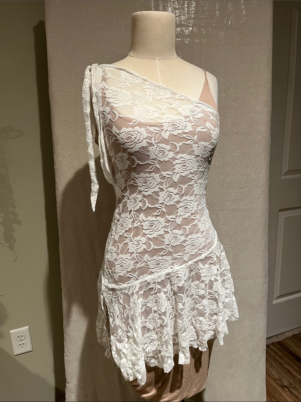 White Lace One-Shoulder Women’s Dress with Camel Dress.